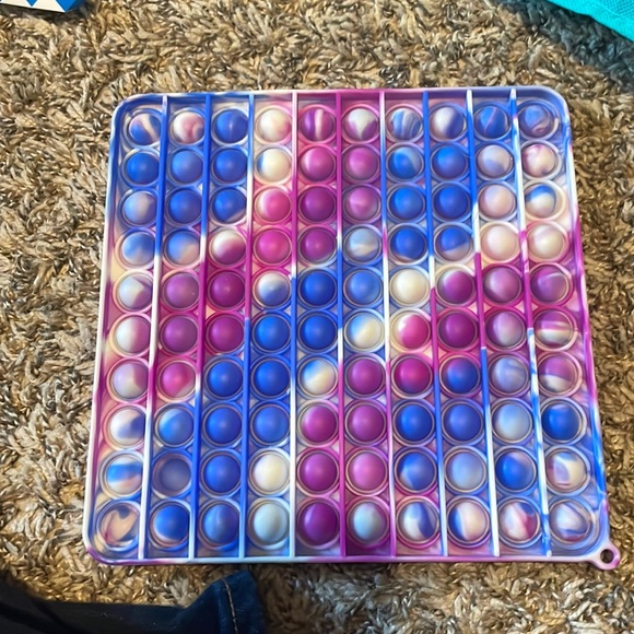 Mega Pop Toy - Picture 1 of 1